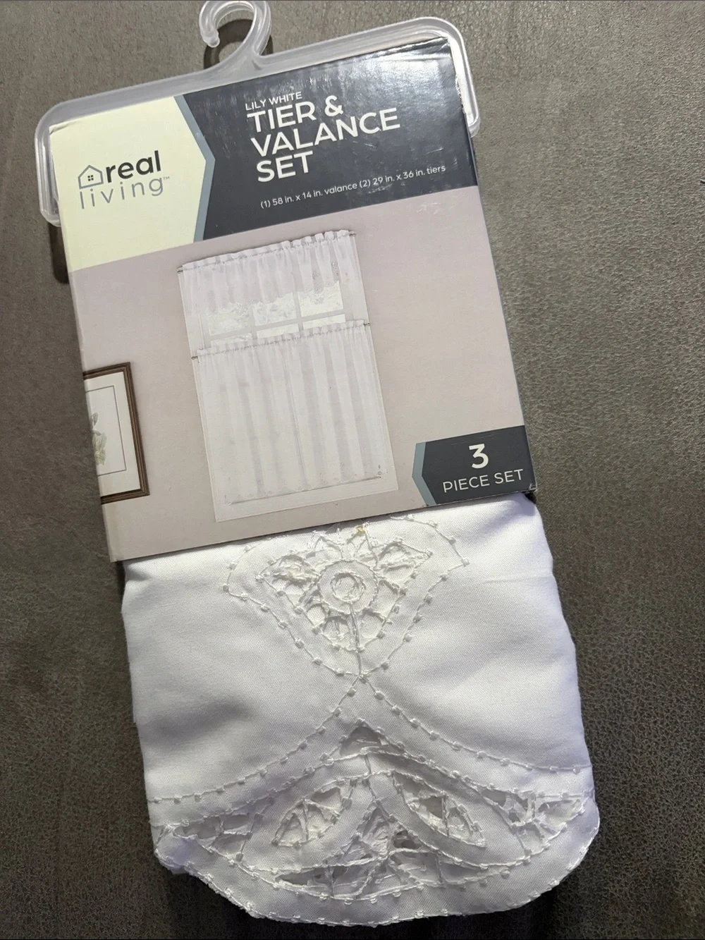 Lily White Sheer Tier and Valance Set - White